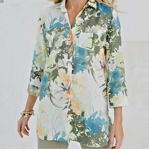 Chicos No Iron. 100% linen Floral Button-Up Women's Top Size 3/US XL